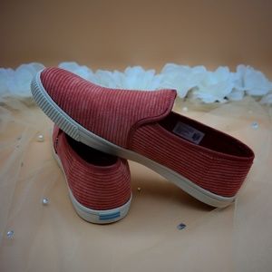 TOMS Clemente Sneakers